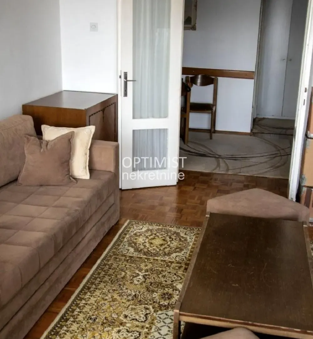 Prodaja, dvosoban stan, 57m², Petlovo Brdo, Beograd