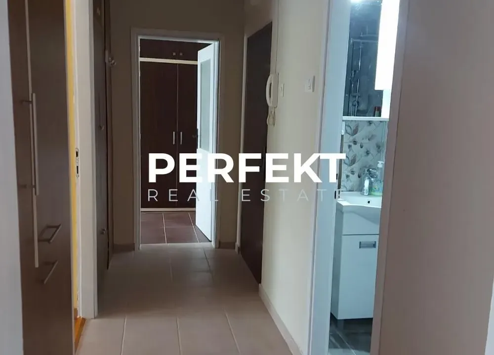 Izdavanje, dvosoban stan, 57m², Tesla, Pančevo