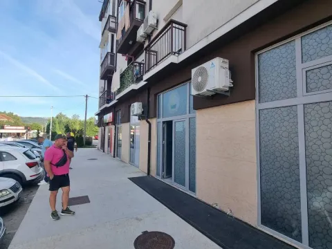 Rent, office space, 50m², Centar, Nikšić - image 3