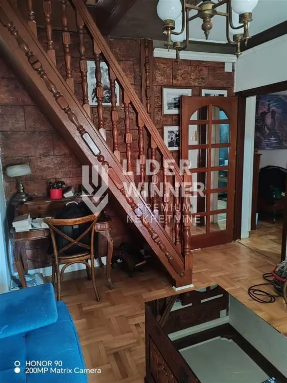 Sale, three bedroom apartment, 85m², Labudovo Brdo, Beograd