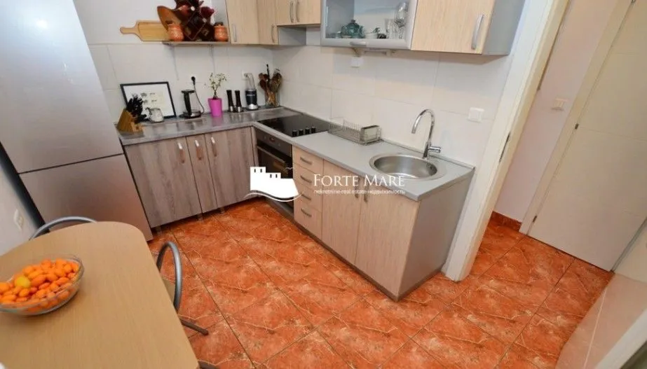 Prodaja, jednosoban stan, 73m², Herceg Novi, Crna Gora