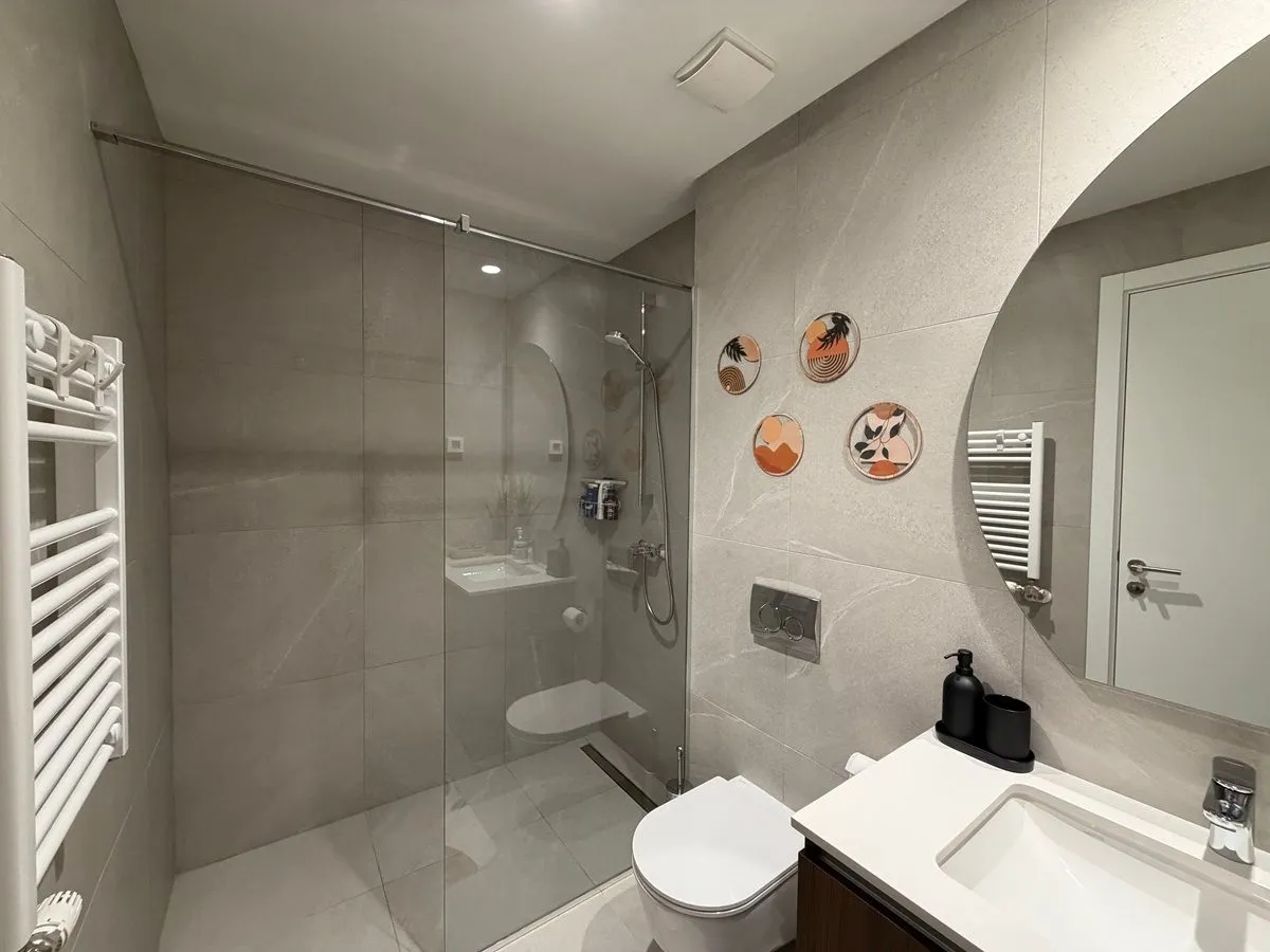 Izdavanje, dvosoban stan, 54m², Beograd Na Vodi, Beograd