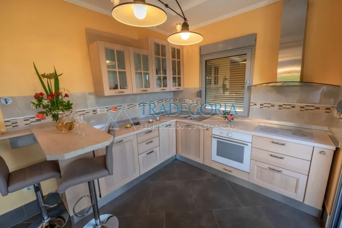 Prodaja, kuća, 247m², Buljarica, Budva