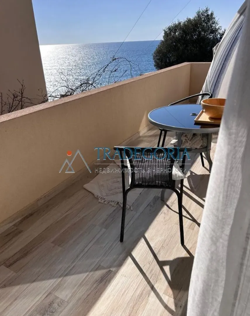 Prodaja, dvosoban stan, 83m², Dobra Voda, Bar