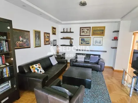 Sale, three bedroom apartment, 91m², Novi Beograd Blok 29, Novi Beograd Sve Podlokacije