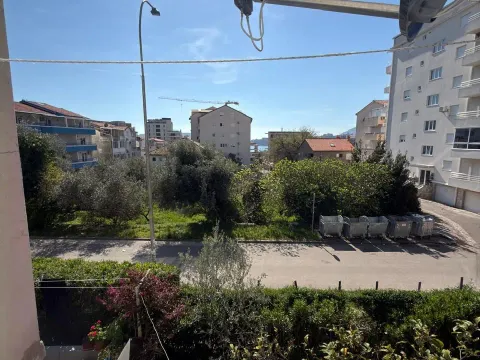 Sale, three bedroom apartment, 75m², Bečići, Budva - image 2