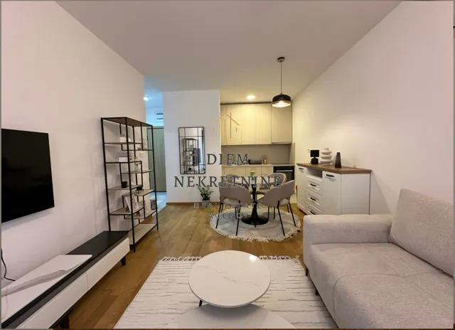 Izdavanje, jednosoban stan, 45m², Podgorica, Crna Gora