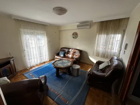 Izdavanje, dvosoban stan, 75m², Ljubović, Podgorica - image 9
