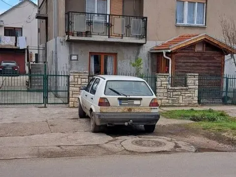 Prodaja, četvorosoban stan, 87m2, Nova Pazova, Stara Pazova