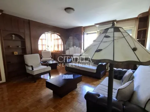 Izdavanje, stan, 101m², Kalenić Pijaca, Vračar Sve Podlokacije - image 16