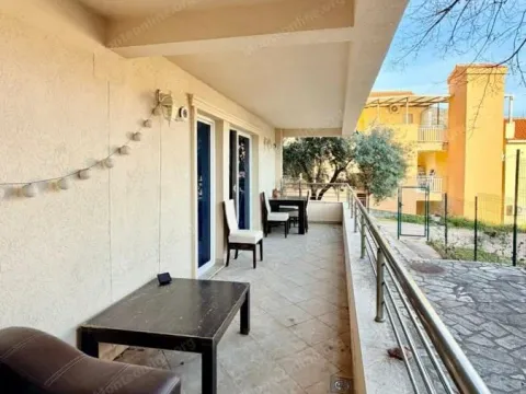 Sale, three bedroom apartment, 121m², Petrovac, Budva - image 16