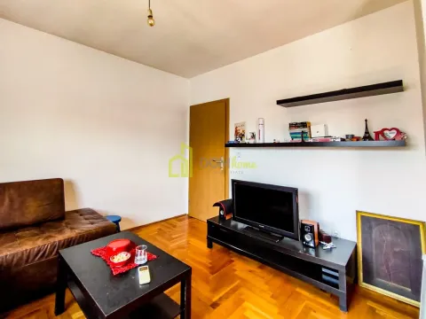 Izdavanje, jednosoban stan, 43m², Momišići, Podgorica - image 4