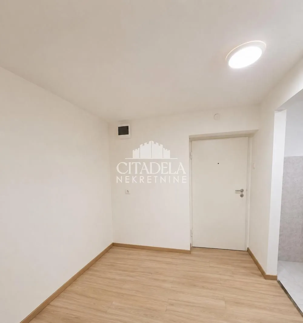 Prodaja, jednosoban stan, 26m², Savski Venac, Beograd