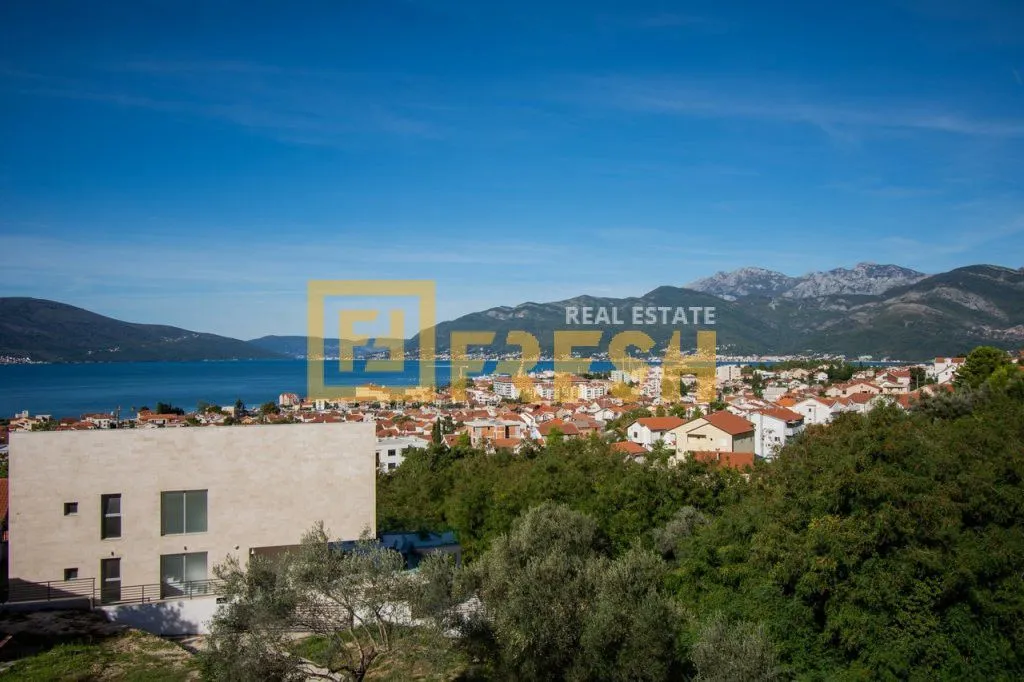 Prodaja, kuća, 371m², Tivat, Crna Gora