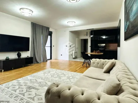 Rent, two bedroom apartment, 100m², Dalmatinska ulica, Podgorica - image 5