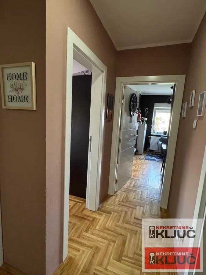 Prodaja, trosoban stan, 69m², Veternik, Novi Sad Sve Podlokacije