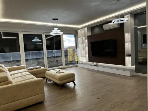 Sale, four bedroom apartment, 92m², Novo naselje, Novi Sad