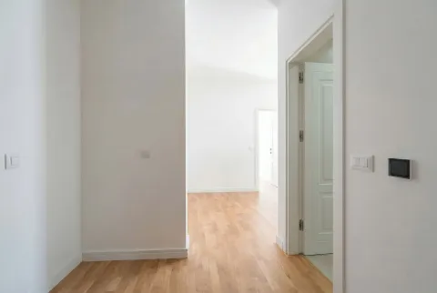 Prodaja, trosoban stan, 61m², Sutomore, Bar - image 11