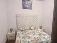 Izdavanje, dvosoban stan, 65m², Centar, Budva - image 1