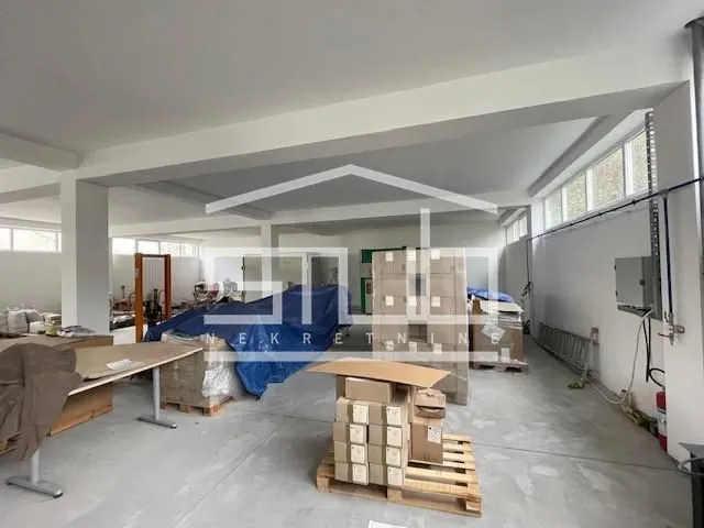 Rent, office space, 600m², Vrčin, Grocka