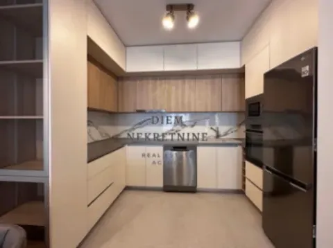 Izdavanje, dvosoban stan, 69m², Master Kvart, Podgorica - image 6