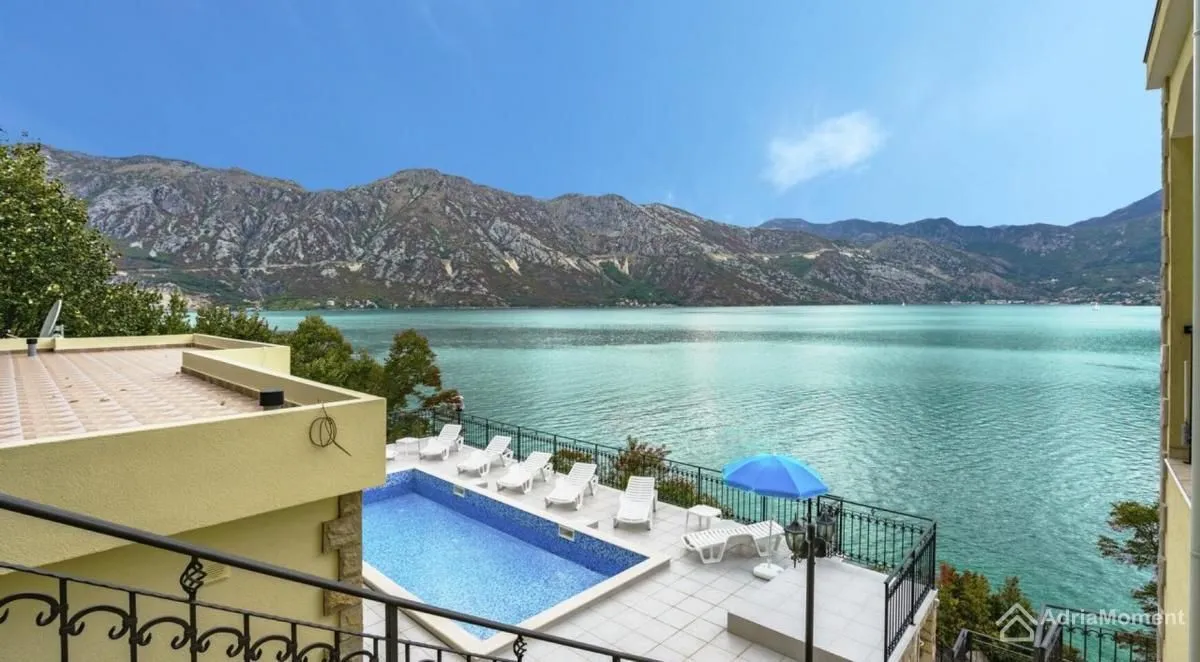 Prodaja, kuća, 424m², Kostanjica, Kotor