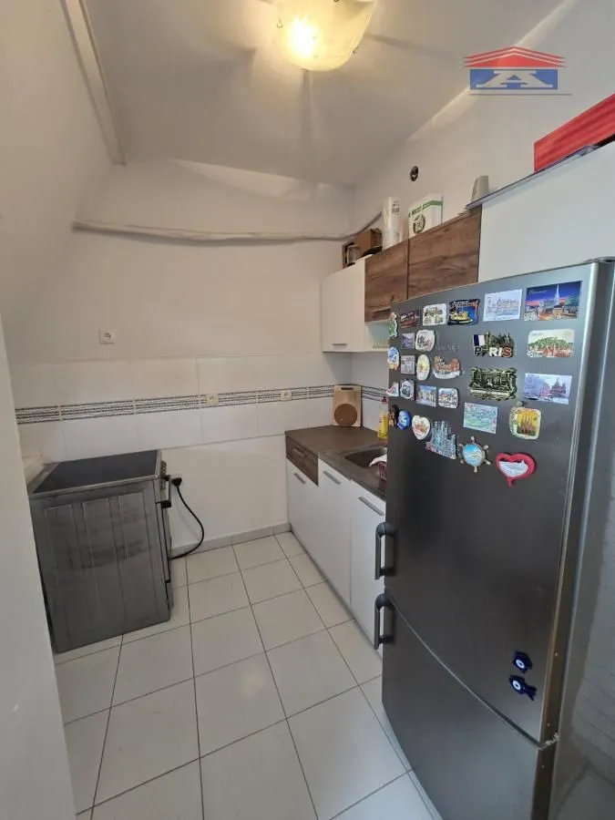 Izdavanje, dvosoban stan, 64m², Detelinara, Novi Sad Sve Podlokacije