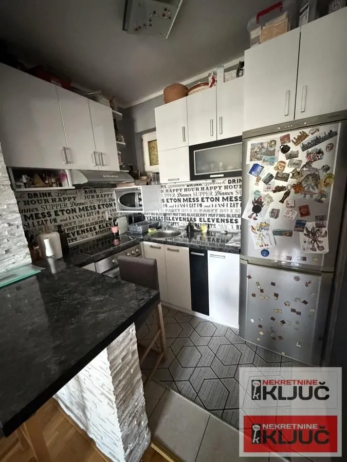 Prodaja, jednosoban stan, 38m², Sajmište, Novi Sad
