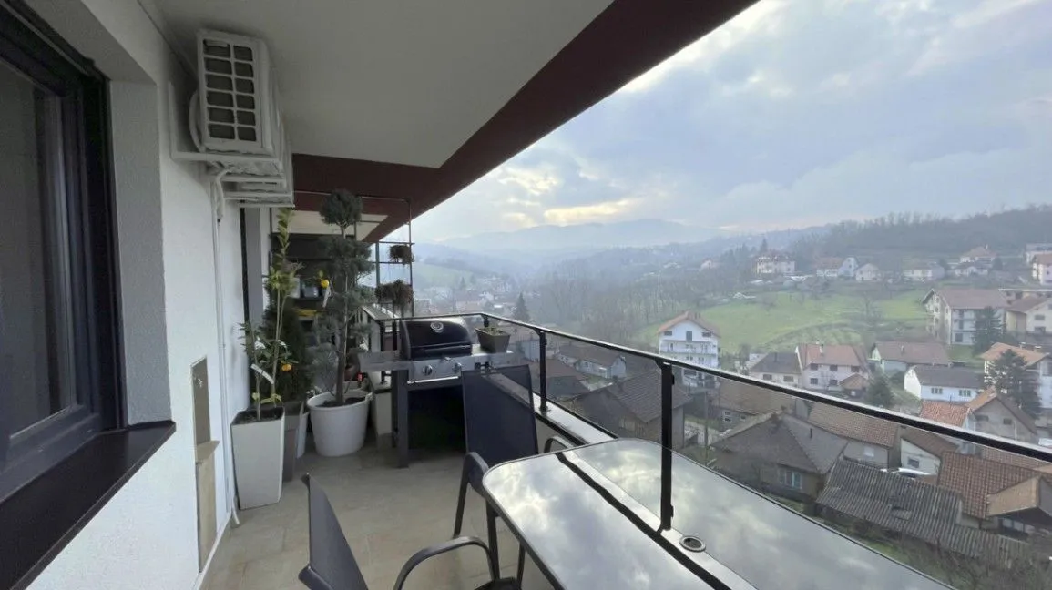 Prodaja, trosoban stan, 103m², Loznica, Srbija