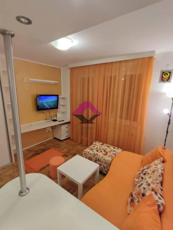 Rent, apartment, 24m², Banatić, Novi Sad Sve Podlokacije