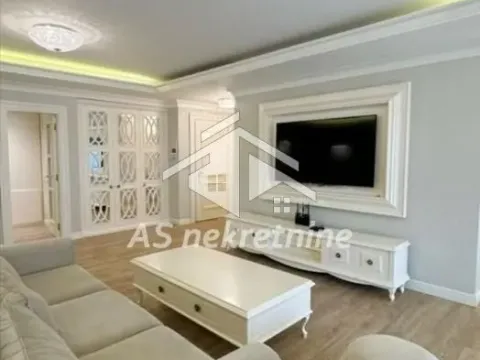 Izdavanje, stan, 215m², Savski Venac, Beograd - image 3