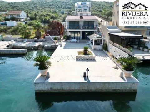 Sale, house, 236m², Obala Đuraševića, Tivat - image 4