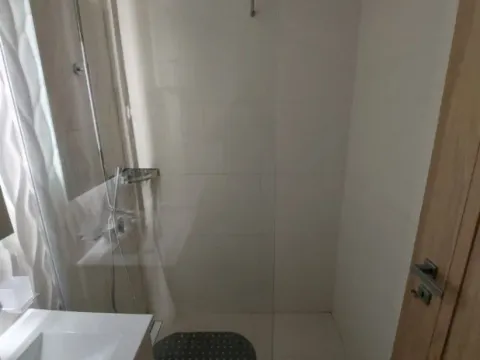 Izdavanje, jednosoban stan, 55m², Master Kvart, Podgorica - image 9