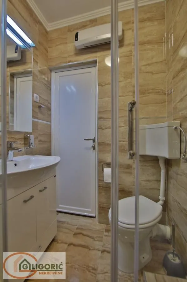 Rent, two bedroom apartment, 64m², Stari Grad, Beograd