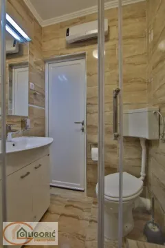 Rent, two bedroom apartment, 64m², Stari Grad, Beograd - image 15