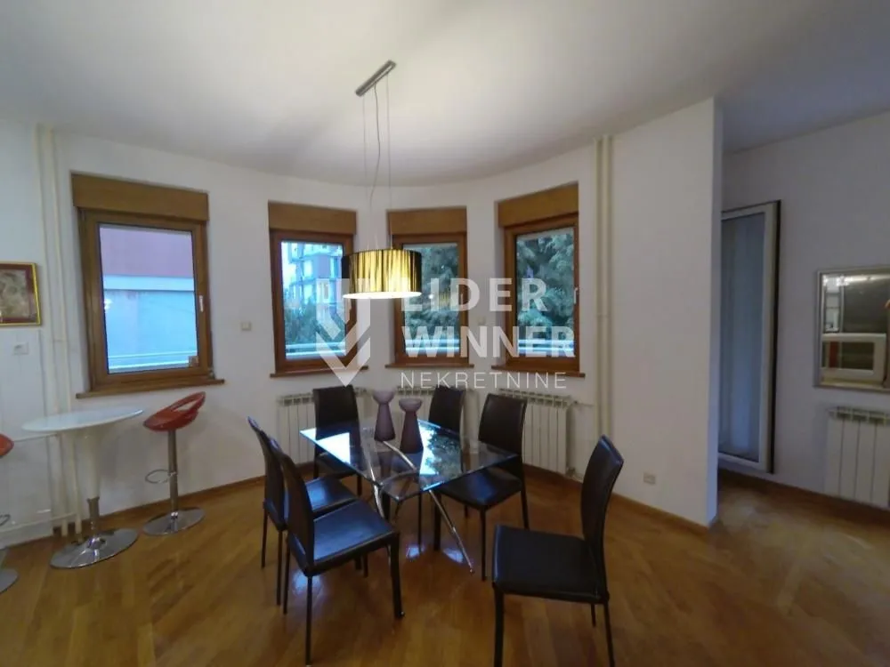 Rent, two bedroom apartment, 78m², Kalenić Pijaca, Vračar Sve Podlokacije