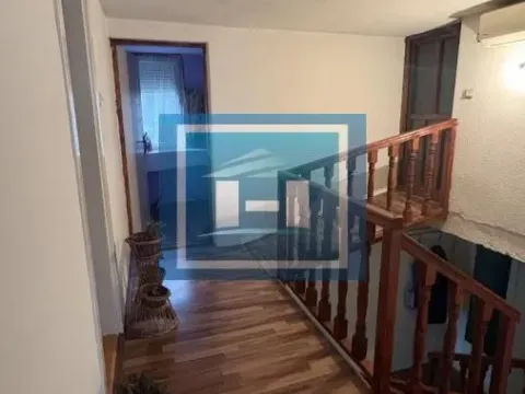 Prodaja, kuća, 131m², Vinorača, Jagodina - image 13