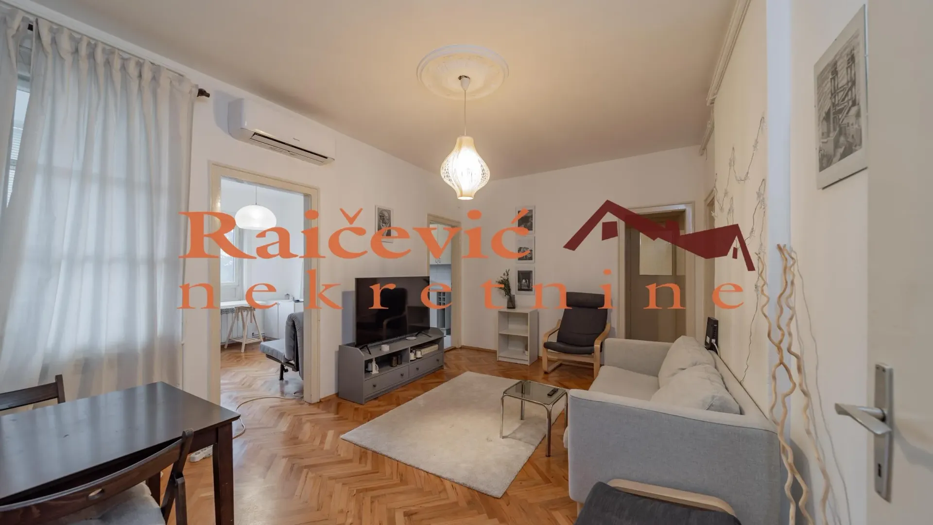 Prodaja, trosoban stan, 68m², Kalenić Pijaca, Vračar Sve Podlokacije