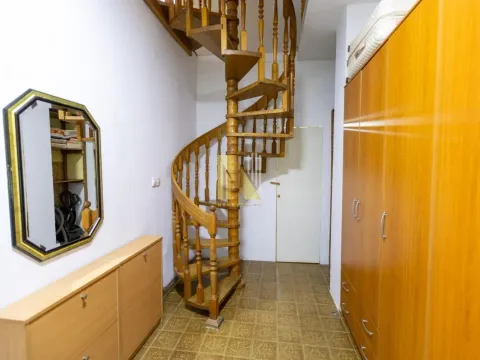 Sale, house, 240m², Salajka, Novi Sad Sve Podlokacije - image 20