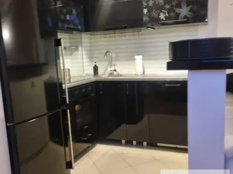 Izdavanje, trosoban stan, 64m², Stari Grad, Beograd - image 4