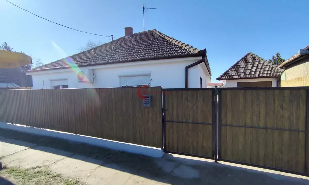 Prodaja, kuća, 100m², Peščara, Subotica