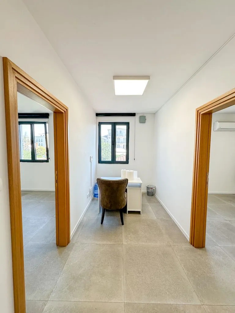 Rent, office space, 118m², Centar, Podgorica