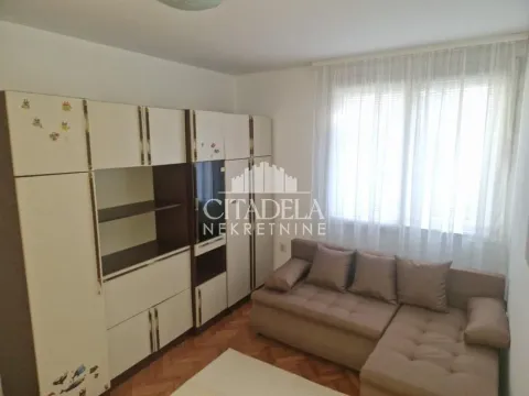 Izdavanje, dvosoban stan, 49m², Karaburma, Palilula Sve Podlokacije - image 5