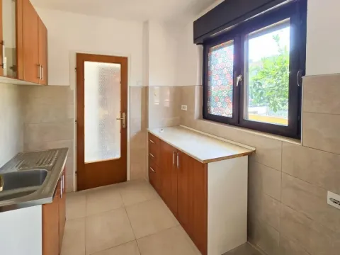 Rent, house, 112m², Zabjelo, Podgorica - image 10