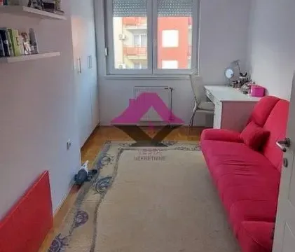 Izdavanje, trosoban stan, 55m², Grbavica, Novi Sad Sve Podlokacije - image 5