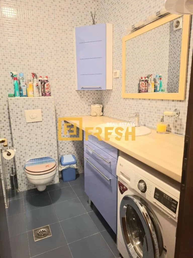 Izdavanje, dvosoban stan, 88m², City Kvart, Podgorica