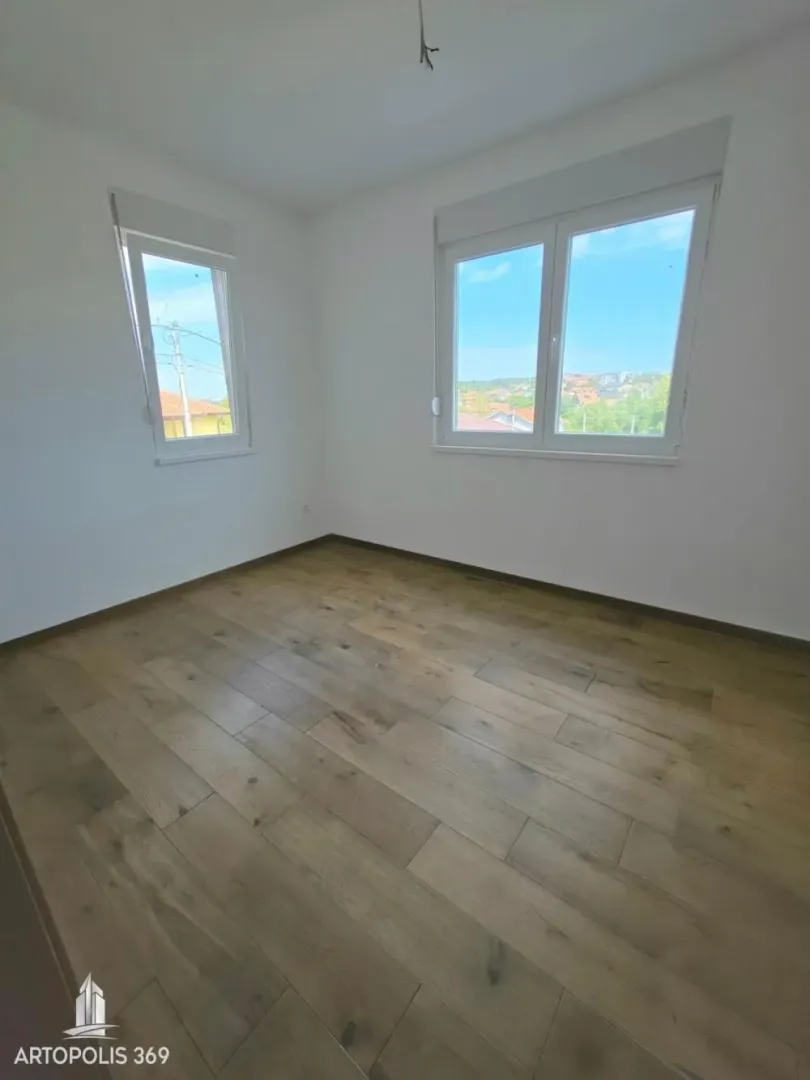 Prodaja, dvosoban stan, 56m², Miljakovac, Rakovica
