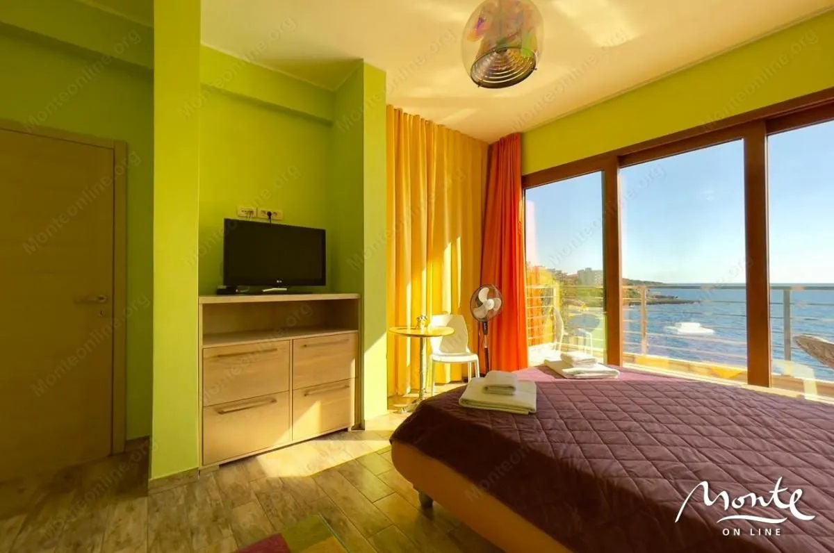 Sale, house, 323m², Utjeha, Bar