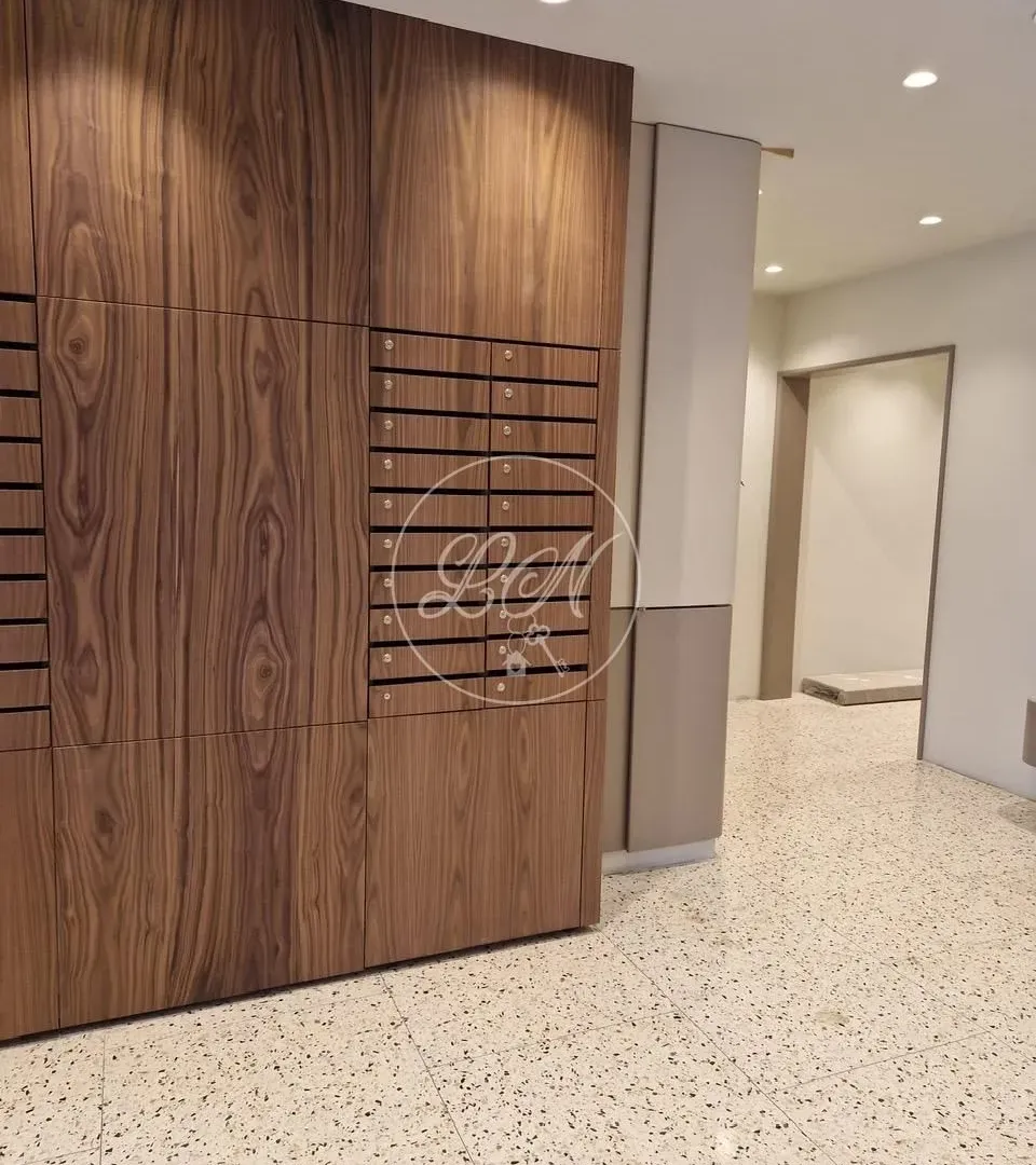 Prodaja, dvosoban stan, 60m², Novi Beograd Blok 65, Novi Beograd Sve Podlokacije