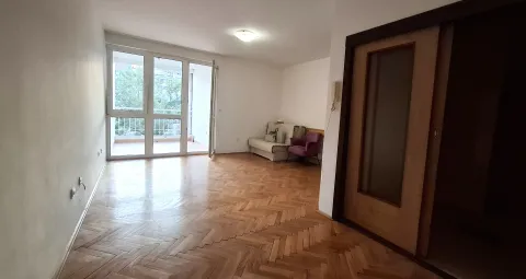 Izdavanje, dvosoban stan, 73m², Makedonsko naselje, Bar - image 4
